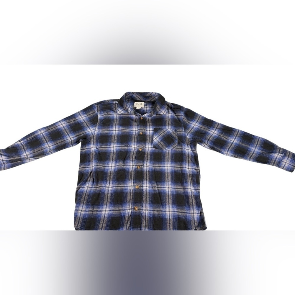 Field & Stream Blue and Black Checkered Shirt. Size large
